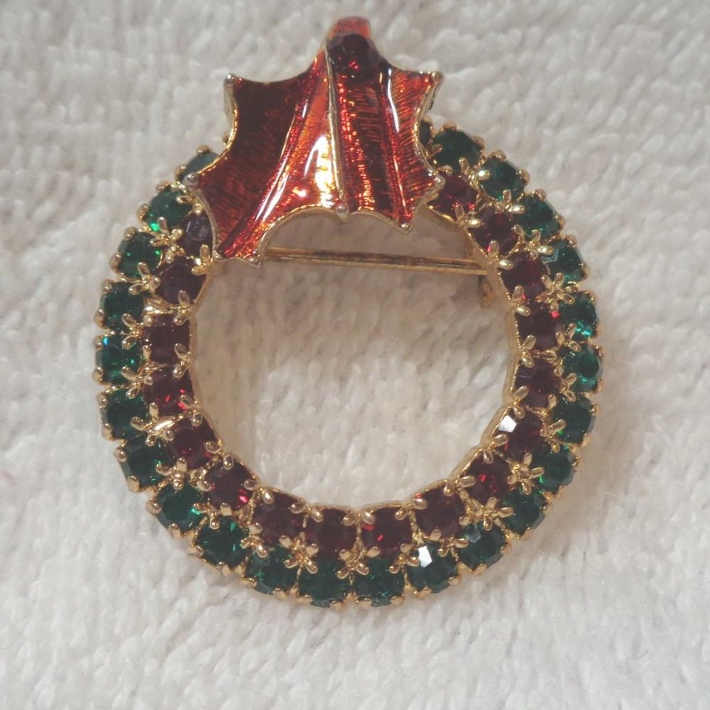 Sparkling Red & Green Rhinestone Christmas Brooch